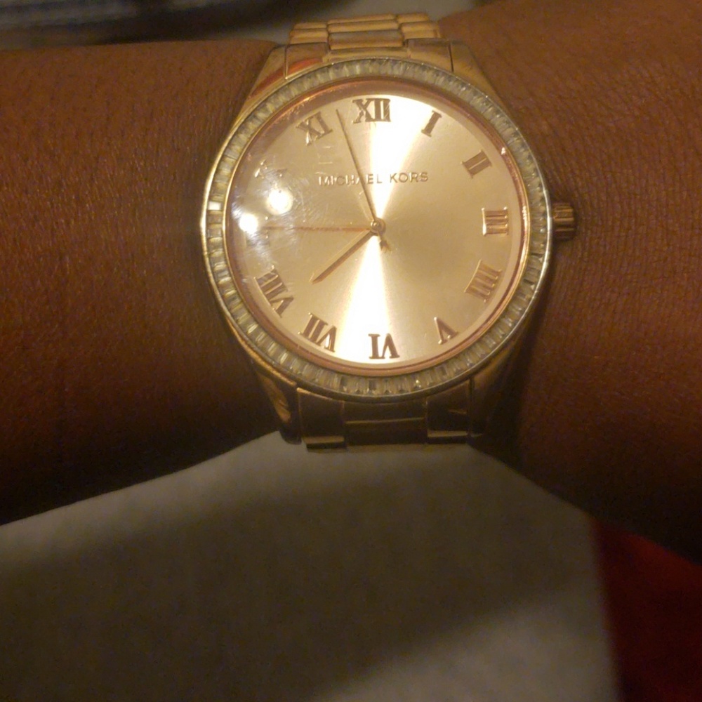 Watch - Picture 4 of 4
